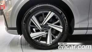 Genesis GV70 2.5T Бензин 2WD 2025 года из Южной Кореи