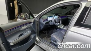 Genesis GV70 2.5T Бензин 2WD 2025 года из Южной Кореи