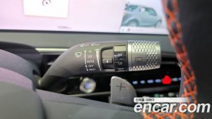 Genesis GV70 2.5T Бензин 2WD 2025 года из Южной Кореи