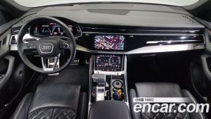 Audi Q8 55 TFSI 4WD Premium 2023 года из Южной Кореи