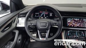 Audi Q8 55 TFSI 4WD Premium 2023 года из Южной Кореи