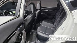 Kia Seltos Бензин 1.6 Turbo 4WD 2025 года из Южной Кореи