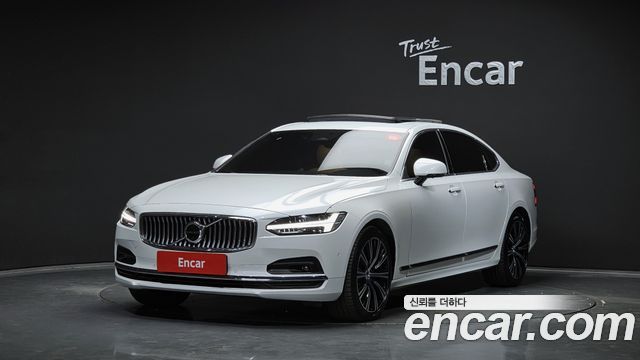 Volvo S90 B5 ULTIMATE Bright 2023 года из Кореи