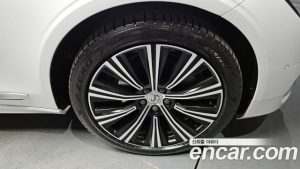 Volvo S90 B5 ULTIMATE Bright 2023 года из Южной Кореи