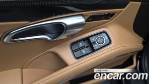 Porsche 718 4.0 GTS 2022 года из Южной Кореи