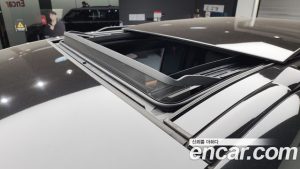 Land Rover Defender 110 P400 X 2023 года из Южной Кореи