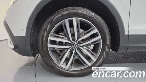 Volkswagen Tiguan 2.0 TSI Prestige 2023 года из Южной Кореи