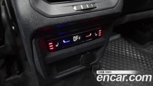 Volkswagen Tiguan 2.0 TSI Prestige 2023 года из Южной Кореи
