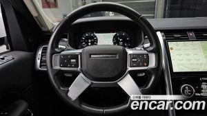 Land Rover Discovery D250 S 2022 года из Южной Кореи