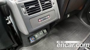 Land Rover Discovery D250 S 2022 года из Южной Кореи