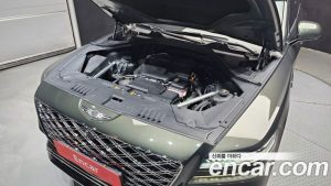 Genesis GV80 2.5T Бензин AWD 2024 года из Южной Кореи