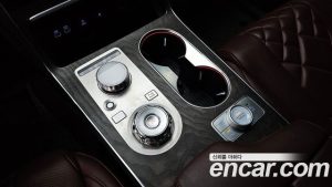 Genesis GV80 2.5T Бензин AWD 2024 года из Южной Кореи