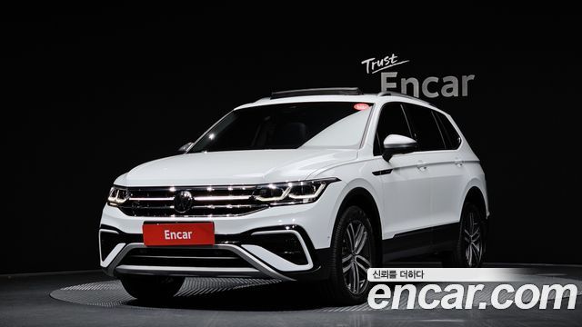 Volkswagen Tiguan 2.0 TSI Prestige 2023 года из Кореи