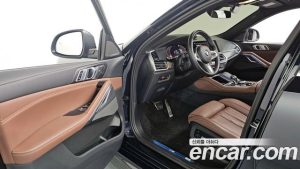 BMW X6 xDrive40i M Sport 2023 года из Южной Кореи