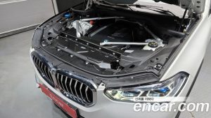 BMW X5 xDrive 40i xLine 2023 года из Южной Кореи