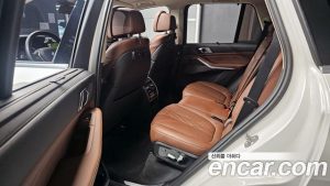 BMW X5 xDrive 40i xLine 2023 года из Южной Кореи