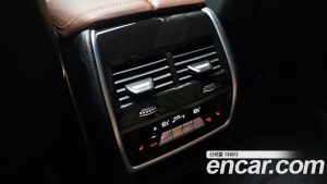 BMW X5 xDrive 40i xLine 2023 года из Южной Кореи