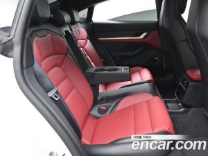 Porsche Taycan Turbo S 2025 года из Южной Кореи