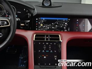 Porsche Taycan Turbo S 2025 года из Южной Кореи