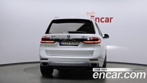 BMW X7 xDrive 40i Design Pure Excellence 7-Seater 2024 года из Южной Кореи