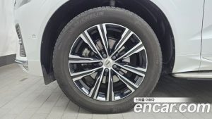 Volvo XC60 B5 Inscription 2022 года из Южной Кореи