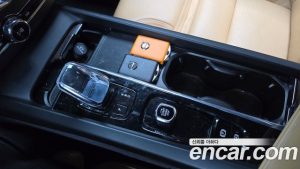 Volvo XC60 B5 Inscription 2022 года из Южной Кореи