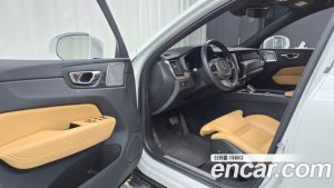 Volvo XC60 B5 Inscription 2022 года из Южной Кореи