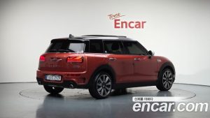 Mini Clubman MULTITONE Edition 2023 года из Южной Кореи