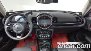 Mini Clubman MULTITONE Edition 2023 года из Южной Кореи