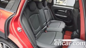 Mini Clubman MULTITONE Edition 2023 года из Южной Кореи