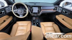 Volvo V60 B5 ULTIMATE AWD 2023 года из Южной Кореи