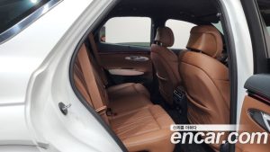 Genesis GV70 2.5T Бензин AWD 2025 года из Южной Кореи