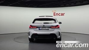 BMW 1-Series 120i M Sport 2023 года из Южной Кореи