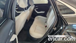 Audi A3 40 TFSI 2024 года из Южной Кореи