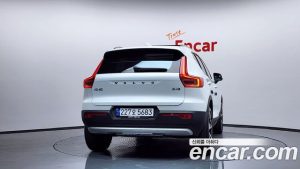 Volvo XC40 B4 ULTIMATE Bright 2023 года из Южной Кореи