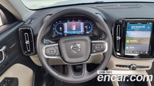 Volvo XC40 B4 ULTIMATE Bright 2023 года из Южной Кореи