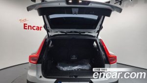 Volvo XC40 B4 ULTIMATE Bright 2023 года из Южной Кореи