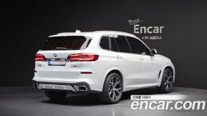 BMW X5 xDrive 40i M Sport 2023 года из Южной Кореи