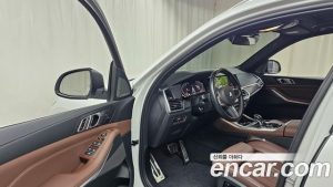 BMW X5 xDrive 40i M Sport 2023 года из Южной Кореи