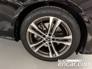 Mercedes-Benz E-Class E250 Avantgarde 2023 года из Южной Кореи