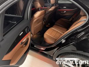 Mercedes-Benz E-Class E250 Avantgarde 2023 года из Южной Кореи