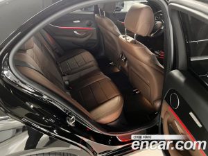 Mercedes-Benz E-Class E250 Avantgarde 2023 года из Южной Кореи
