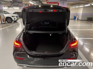 Mercedes-Benz E-Class E250 Avantgarde 2023 года из Южной Кореи