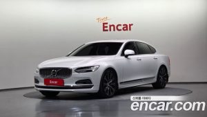 Volvo S90 B5 ULTIMATE Bright 2023 года из Южной Кореи