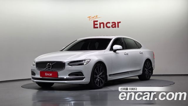 Volvo S90 B5 ULTIMATE Bright 2023 года из Кореи