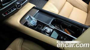 Volvo S90 B5 ULTIMATE Bright 2023 года из Южной Кореи