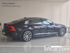 Volvo S90 B5 ULTIMATE Bright 2024 года из Южной Кореи