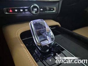 Volvo S90 B5 ULTIMATE Bright 2024 года из Южной Кореи