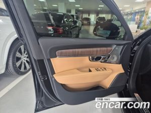 Volvo S90 B5 ULTIMATE Bright 2024 года из Южной Кореи