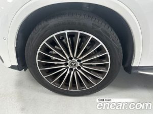 Mercedes-Benz GLC-Class GLC300 4MATIC Coupe 2024 года из Южной Кореи